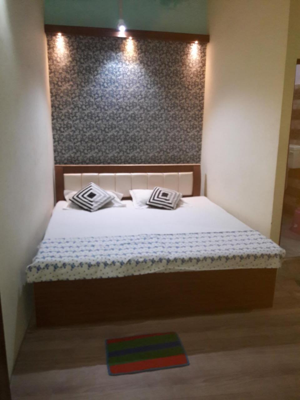 Buddha Guest House Varanasi Dış mekan fotoğraf